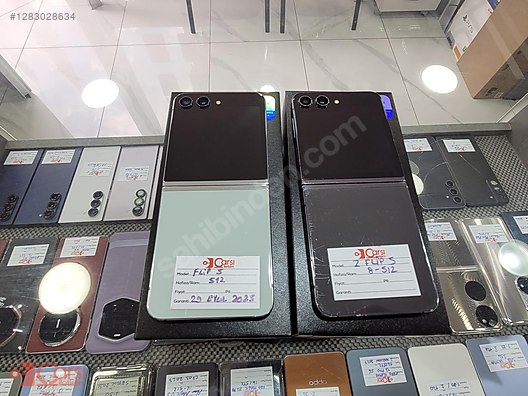 Used & Brand New Items / Cell Phones & Accessories / Cell Phones / Samsung / Galaxy Z Flip 5