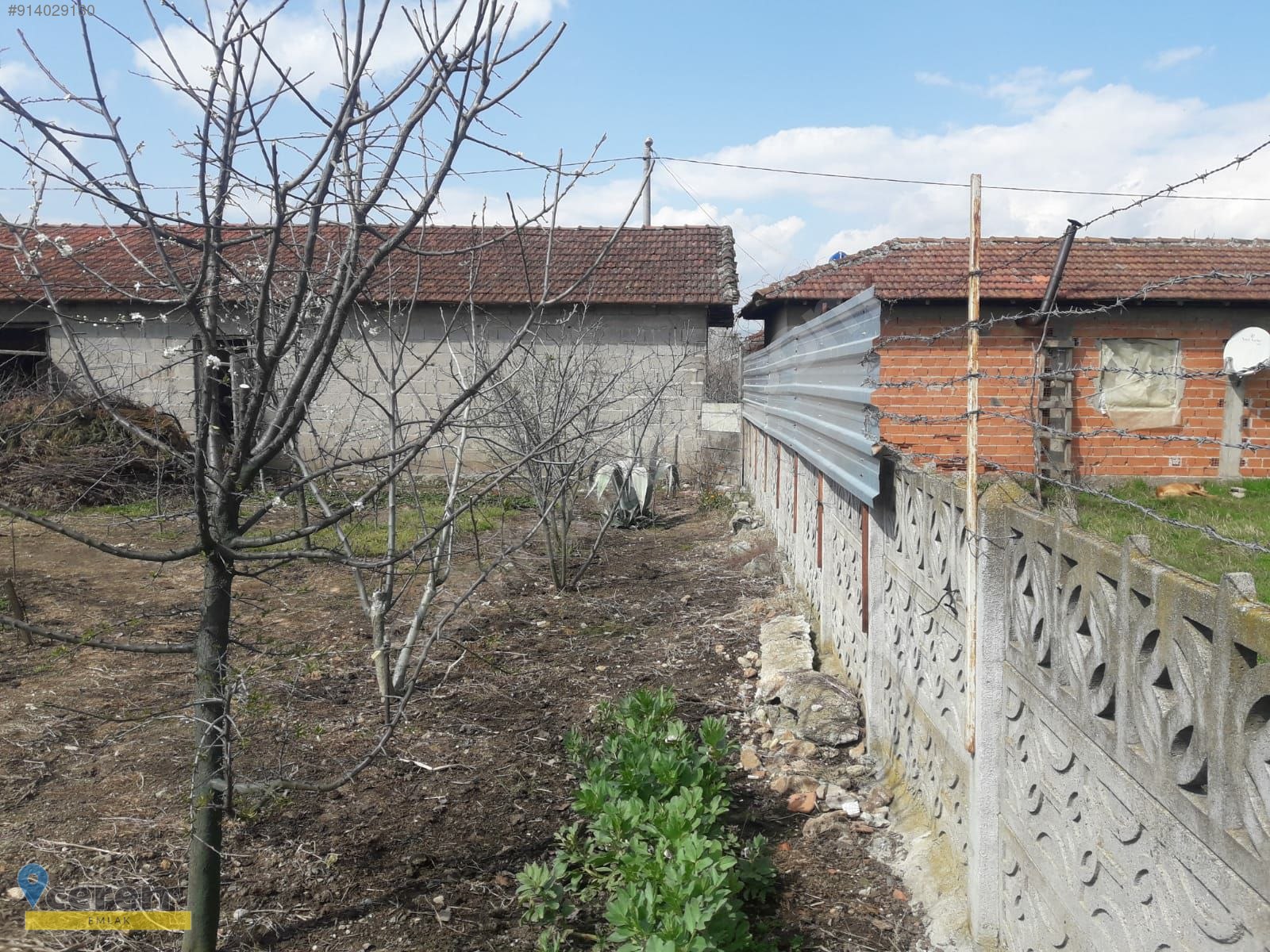 BALIKESİR GÖNEN TÜTÜNCÜ MAHALLESİNDE SATILIK MÜSTAKİL EV Satılık
