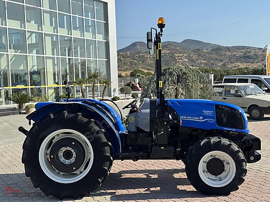 T3.70B 2023 New Holland
