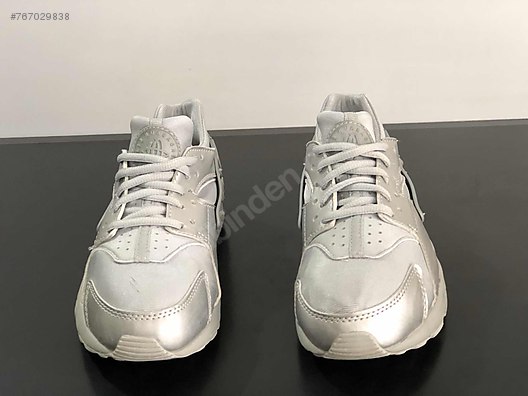 nike huarache 37