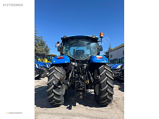 Machinery / Agricultural Machines / Tractors / New Holland / TR6.120
