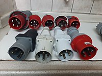 Karavan Jeneratör Büyük Fiş