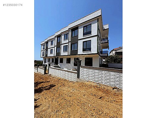 SAKARYA KOCAALİ MERKEZDE 3+1 LÜX KAPALI OTOPARKLI DAİRE #1235030174