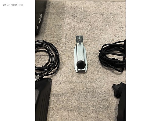 Used & Brand New Items / Gaming & Gamers Exclusive / Gaming Equipment / PC Game Racing Wheels