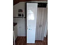 Çok amaçlı tek kapılı dolap