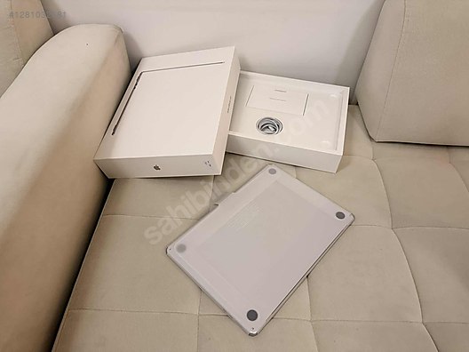 Used & Brand New Items / Computers / Laptops & Notebooks / Laptops / Apple Macbook