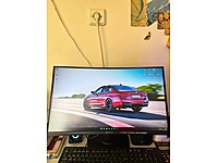 TEMİZ ASUS OYUNCU MONİTÖRÜ