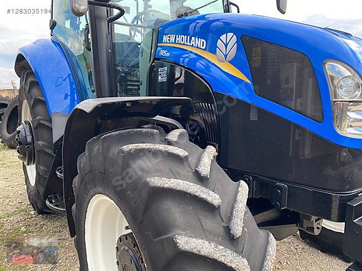 Machinery / Agricultural Machines / Tractors / New Holland / TR5.115