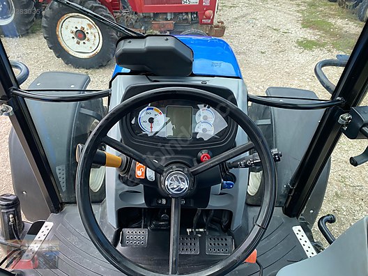 Machinery / Agricultural Machines / Tractors / New Holland / TR5.115