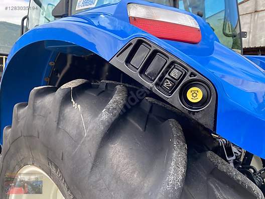 Machinery / Agricultural Machines / Tractors / New Holland / TR5.115