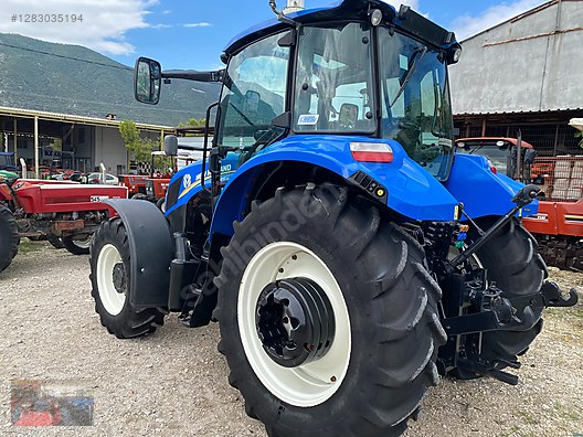 Machinery / Agricultural Machines / Tractors / New Holland / TR5.115