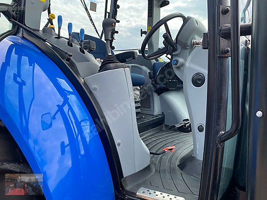 Machinery / Agricultural Machines / Tractors / New Holland / TR5.115