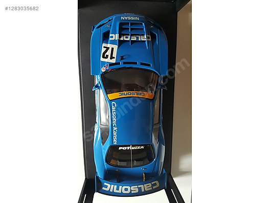 Autoart Diecast Model 1:18 Nissan Araba