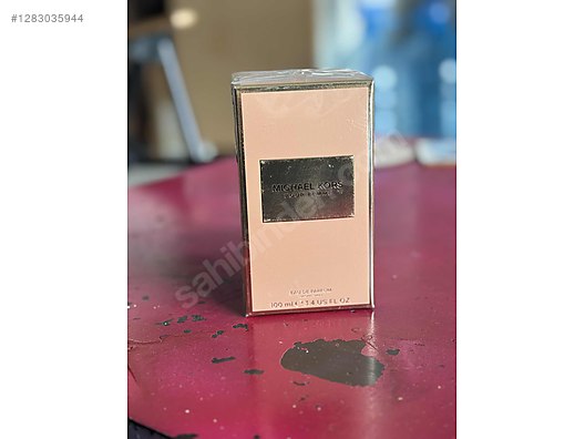 İkinci El ve Sıfır Alışveriş / Kişisel Bakım & Kozmetik / Parfüm / Kadın