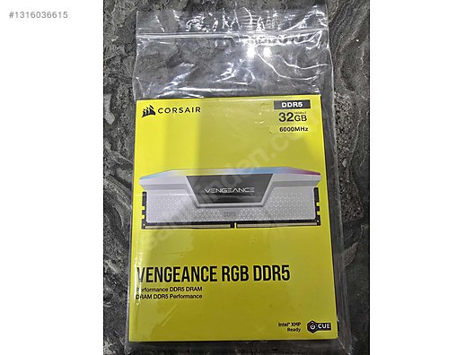 中古CORSAIR VENGEANCE RGB DDR5 32GB6000MHz CORSAIR VENGEANCE RGB DDR5 32GB (16x2) 6000MHz BEYAZ (SIFIR)ACİL