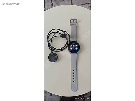 Used & Brand New Items / Cell Phones & Accessories / Wearable Technology / Smartwatch / Samsung