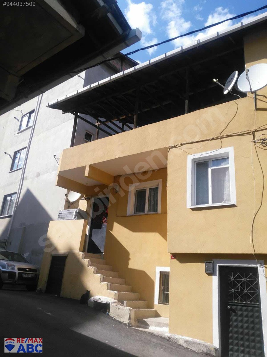 BEYKOZ ÇUBUKLU MAH ÜÇ KATLI MÜSTAKİL EV Satılık Bina İlanları