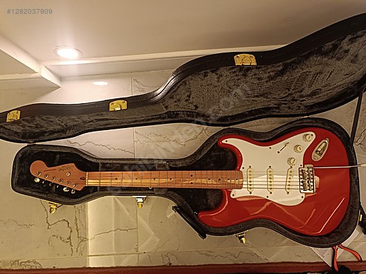 Squier Elektro Gitar