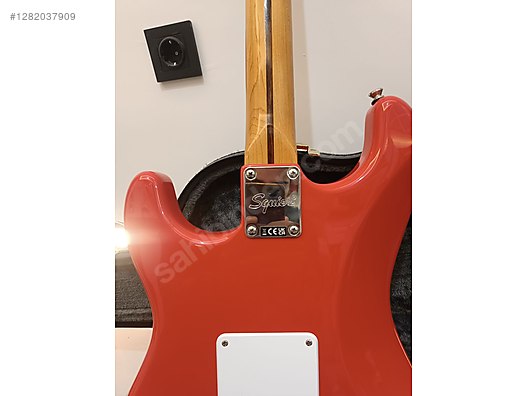 Squier Elektro Gitar