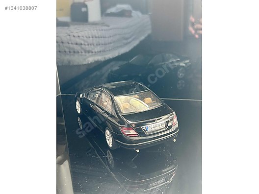 Mercedes-Benz C-Klasse 1:18 ミニカー Autoart Diecast Model 1:18 Mercedes Benz Araba - 1341038807