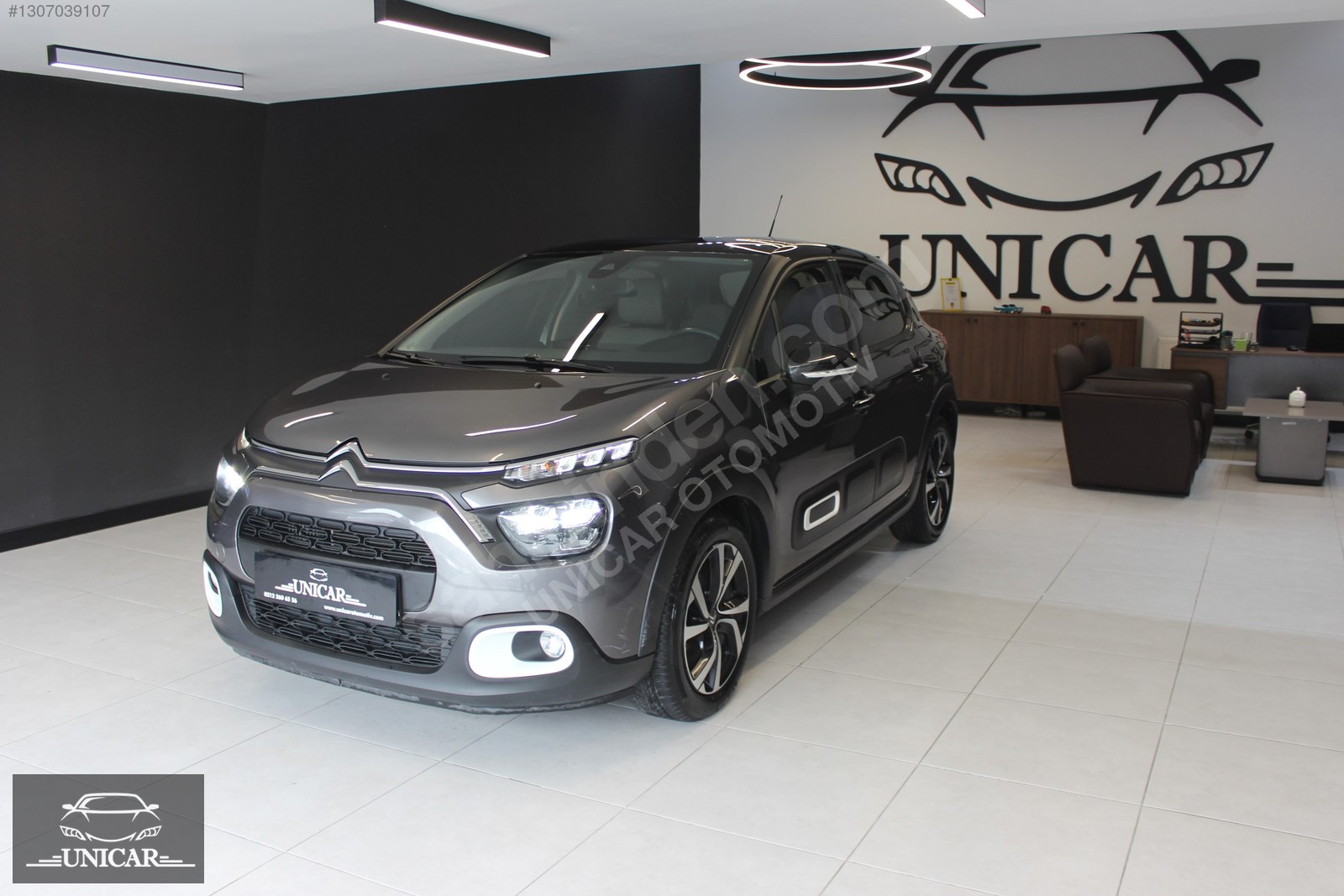 Citroen C3 1.2 PureTech Shine 4