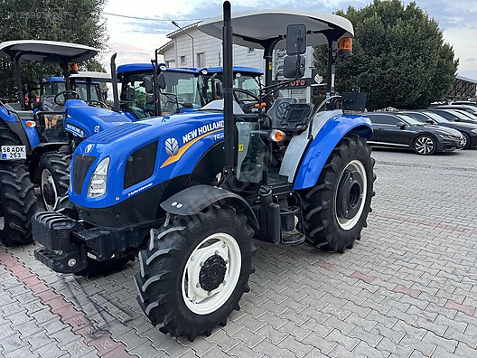 Machinery / Agricultural Machines / Tractors / New Holland / TT4.50