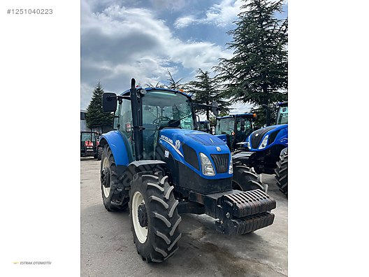 Machinery / Agricultural Machines / Tractors / New Holland / TR5.115