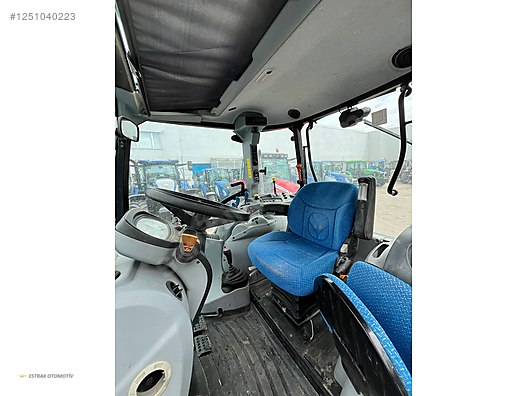 Machinery / Agricultural Machines / Tractors / New Holland / TR5.115