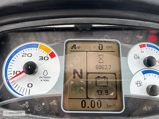 Machinery / Agricultural Machines / Tractors / New Holland / TR5.115