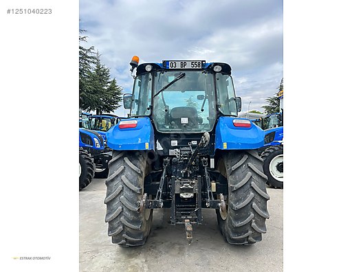 Machinery / Agricultural Machines / Tractors / New Holland / TR5.115