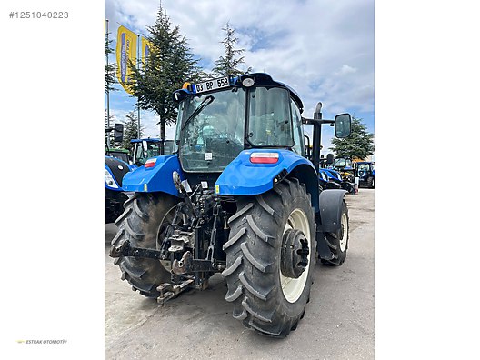 Machinery / Agricultural Machines / Tractors / New Holland / TR5.115