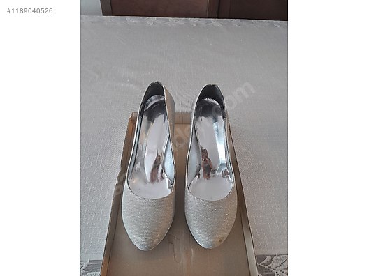 İkinci El ve Sıfır Alışveriş / Giyim & Aksesuar / Kadın / Ayakkabı / Topuklu Ayakkabı 