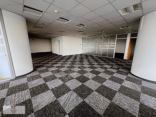 KOZA PLAZA'DA ŞEHİR MANZARALI MASRAFSIZ LÜKS YAPILI PLAZA KATI #1283041100