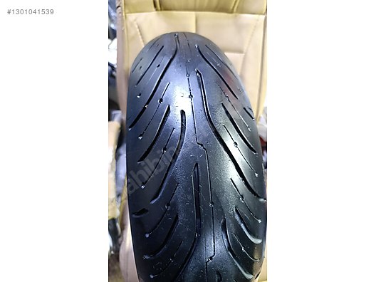 Lastik / Michelin Set 120/70ZR17 ve 180/55ZR17 Pilot Road4 2CT Ön