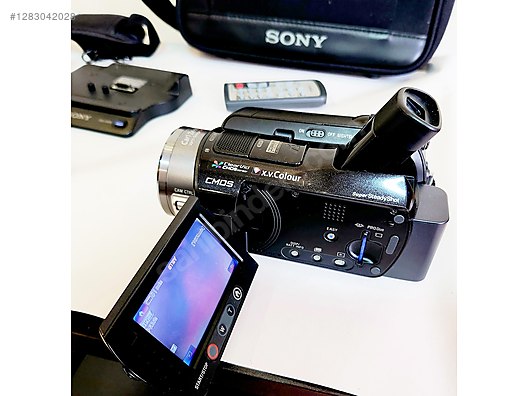Used & Brand New Items / Cameras & Photographic Equipment / Video Cameras & Camcorders / Digital Camcorders / Built-in Hard Disk