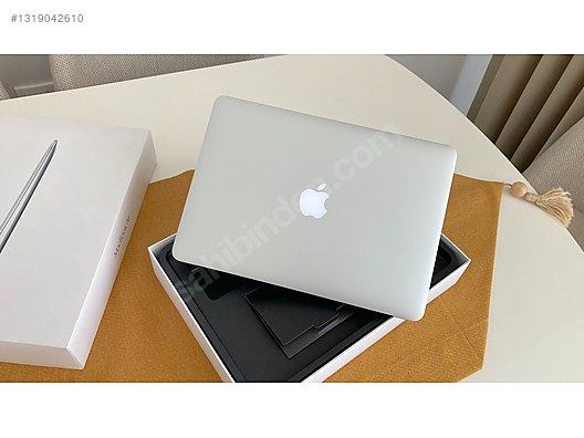 Apple Macbook / MacBook Air 2017 Intel i5 8GB RAM - FULL KUTU