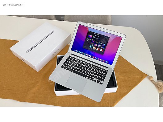 Apple Macbook / MacBook Air 2017 Intel i5 8GB RAM - FULL KUTU