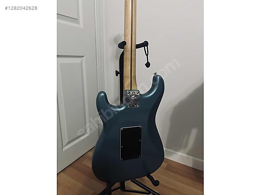 İkinci El ve Sıfır Alışveriş / Müzik / Müzik Aletleri / Telli Çalgılar / Gitar / Elektro