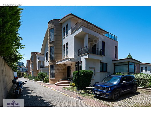 MUDANYA ADALET KONAKLARINDA SATILIK ASANSÖRLÜ VİLLA