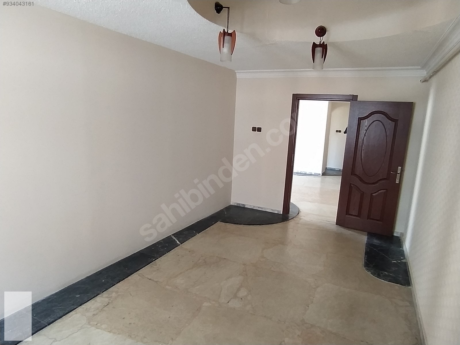 ADDRESS�DEN MERKEZDE GENİŞ OTURUMLU DOĞALGAZLI KİRALIK DAİRE Kiralık