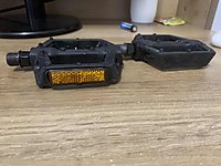 BTWİN ÇİVİLİ PEDAL (plastik)