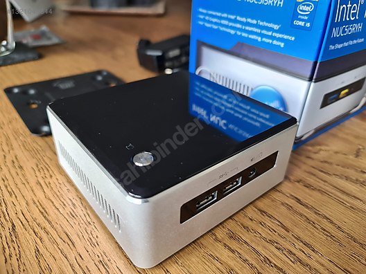 Intel / Intel NUC miniPC I5 16GB ram 256GB SSD 500GB HDD