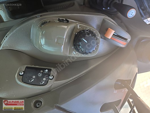 Machinery / Agricultural Machines / Tractors / Case IH / Farmall 115C