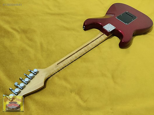 İkinci El ve Sıfır Alışveriş / Müzik / Müzik Aletleri / Telli Çalgılar / Gitar / Elektro