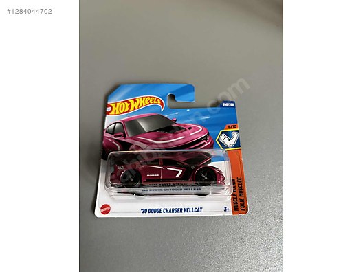 1632 STH '20 DODGE CHARGER HELLCAT 20 Dodge Charger Hellcat STH mi Regular mı? 🤔🔥 Aynı model, iki
