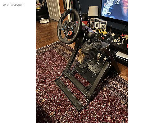 Used & Brand New Items / Gaming & Gamers Exclusive / Gaming Equipment / PC Game Racing Wheels