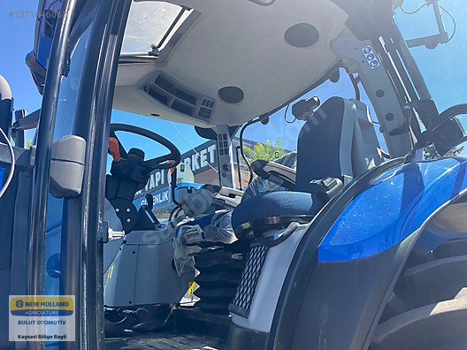 Machinery / Agricultural Machines / Tractors / New Holland / TR6.160S