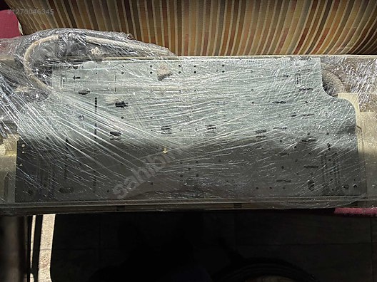 Used & Brand New Items / Electrical Appliances / Heating, Cooling & Venting / Air Conditioner