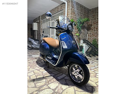 Vespa sales 250 gts