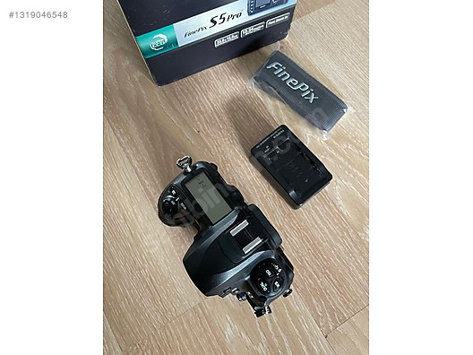 DSLR / Fujifilm / FinePix S5 Pro / fujifilm s5pro CCD sensör